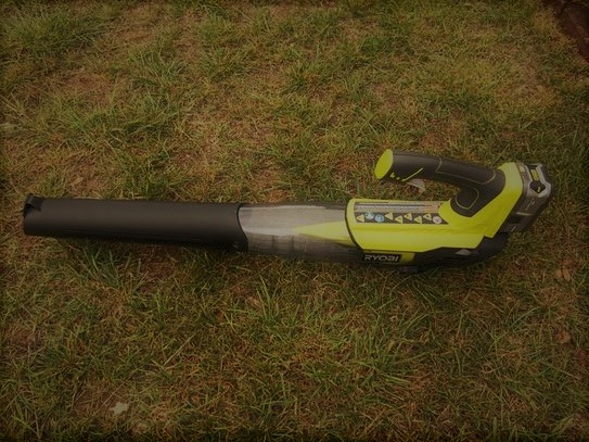 Ryobi P2108A Cordless Jet Fan Blower Review